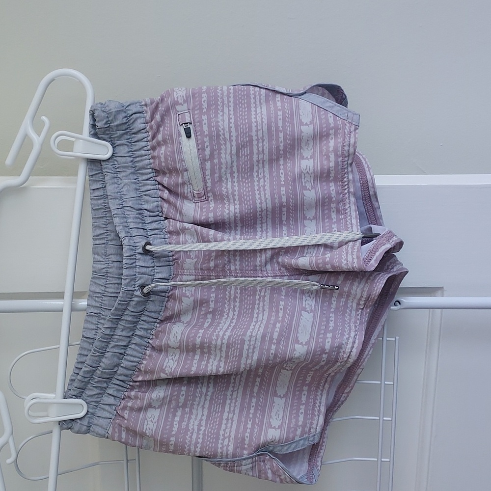 Vuori Clementine 2.0 Short 2.5” Zip Pocket Drawstring Elastic Waist Size XS Run